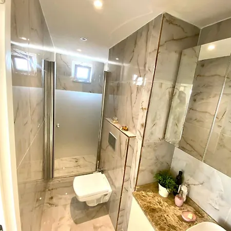 Airport Guest house Arnavutkoy