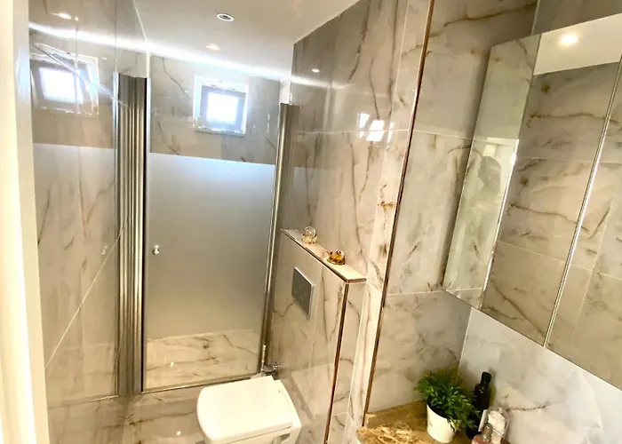 Airport Konukevi Arnavutkoy